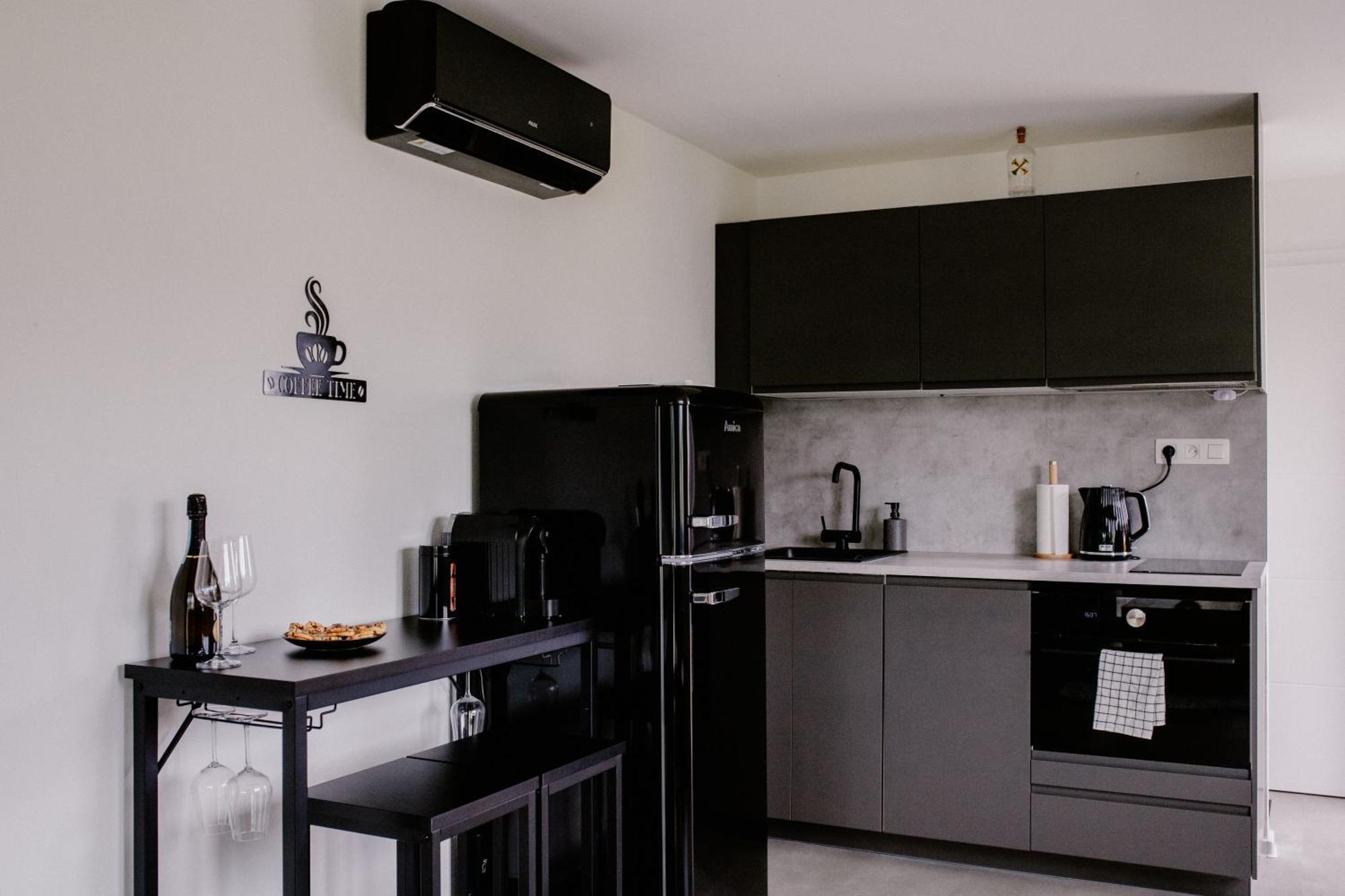Apartment Fratello Šoporňa Extérieur photo