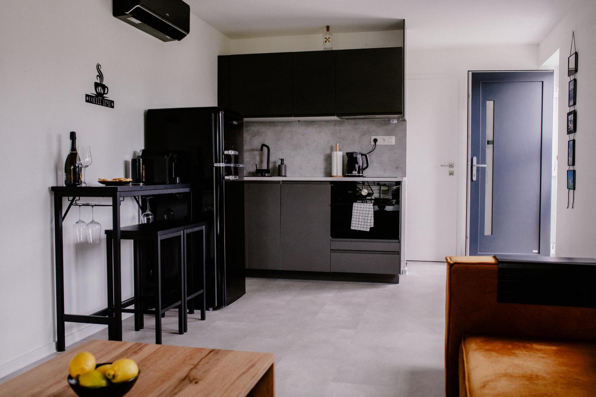 Apartment Fratello Šoporňa Extérieur photo